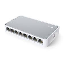 TP-LINK 8 PORT FAST ETHERNET SWITCH